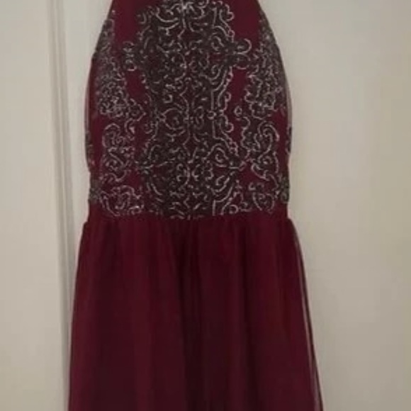 Party dress - Picture 1 of 3